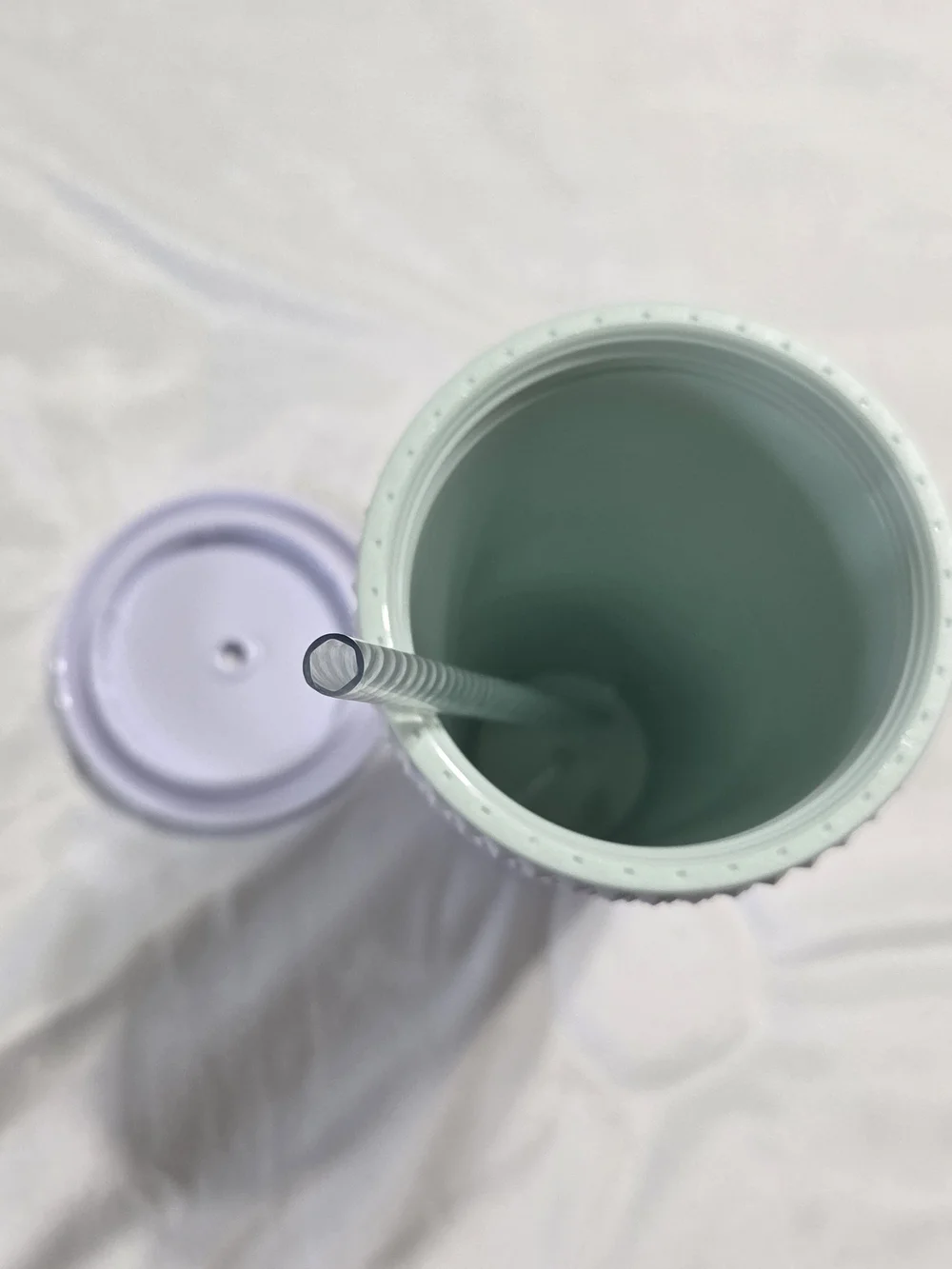 New 24oz Starbucks Studded Tumbler with Straw - White